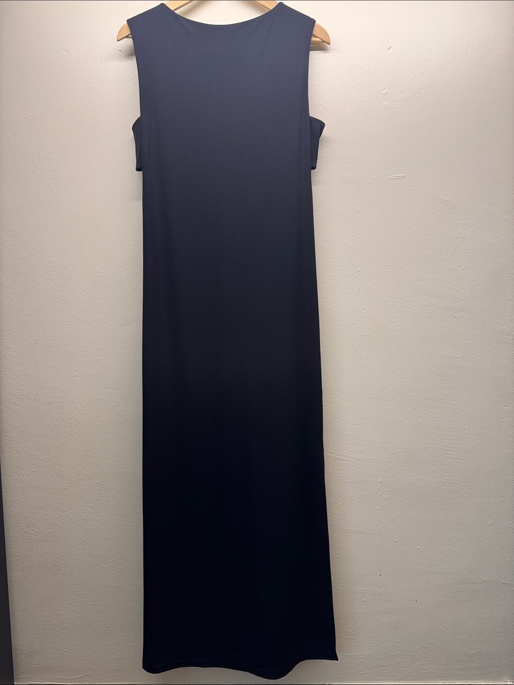 Women's Banana Republic Black Sleeveless Maxi Dress